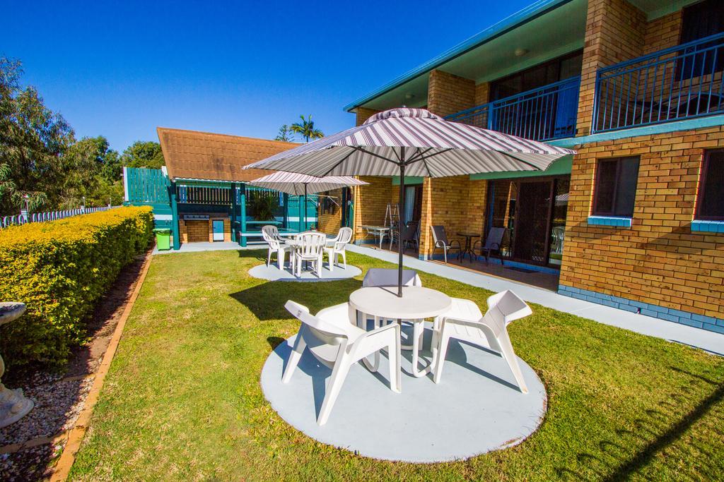 Tannum On The Beach Motel Tannum Sands Exterior foto